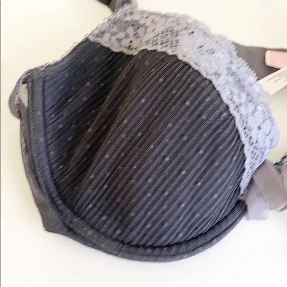 Victoria’s Secret Angels Bra - Picture 2 of 6